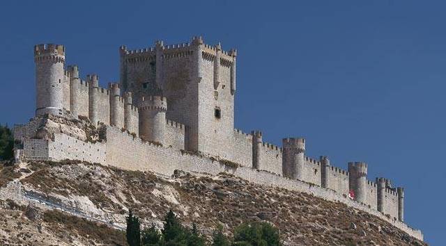FORTIFICACIÓN - CASTILLO DE PEÑAFIEL