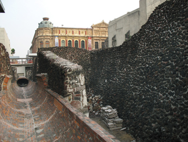 Los ingenieros militares y la ingeniería hidráulica en América