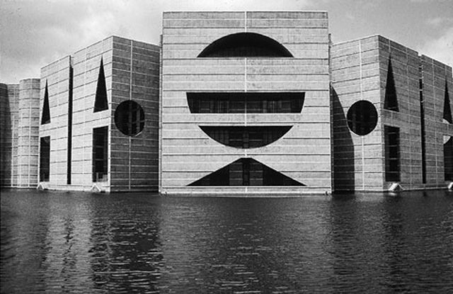 Louis Kahn - The National Assembly Building Dhaka