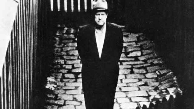 Vidkun Quisling dør