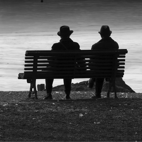 Pierre leaves the embassy to meet with Antione.