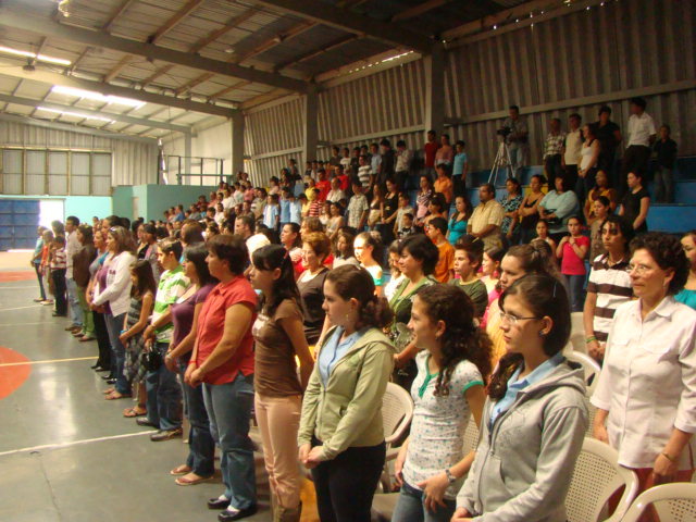 inicio de la secunadaria en el Liceo de Alfaro Ruiz