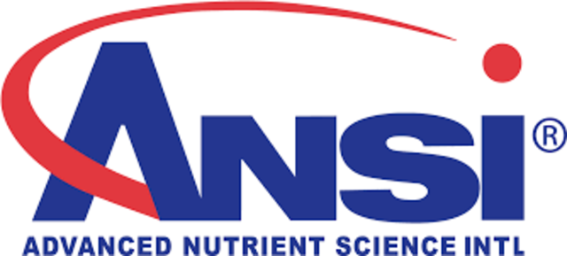 Se denomina "C99"; se adoptó ANSI.