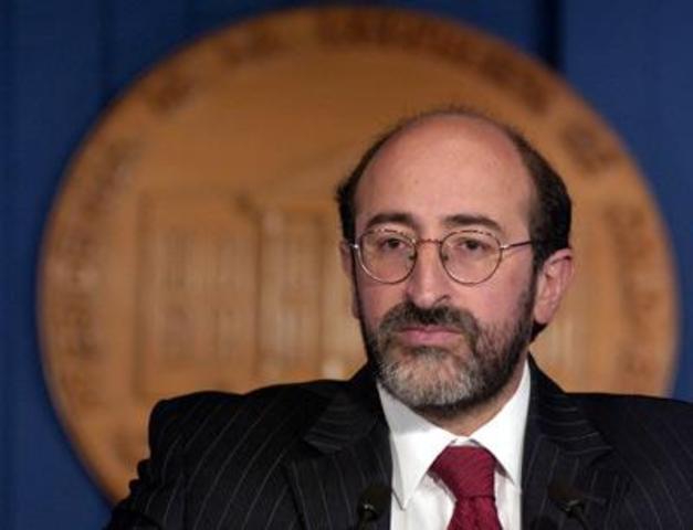 La U presenta proyecto de ley para techo digno