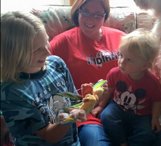 I read a book to my cousin from kentuky