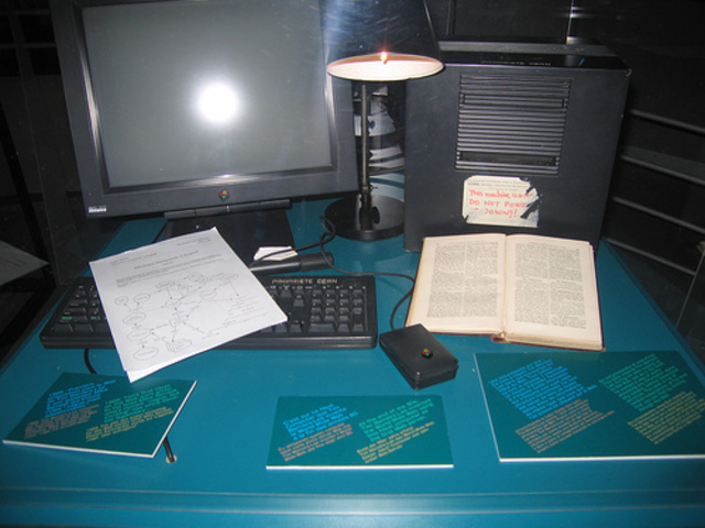 Internet como un fenómeno mundial Se construyó el primer cliente Web