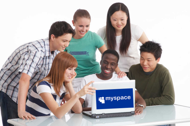 IMPORTANTE INCORPORACIÓN DE ADOLESCENTES PARA UNA RED SOCIAL