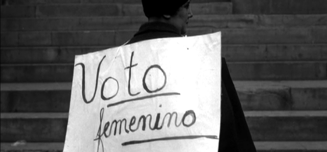 1953 Movimientos Feministas logran el derecho a la ciudadanía de las mujeres