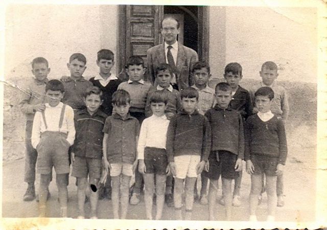 Primera escuela para niños pobres