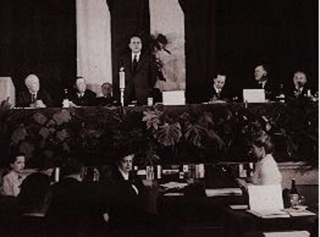 Conferencia en paris