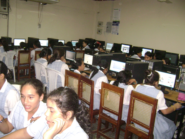 Instalación de redes en la Sede Principal.