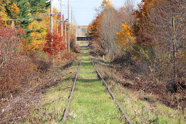 railroads are built in Akron