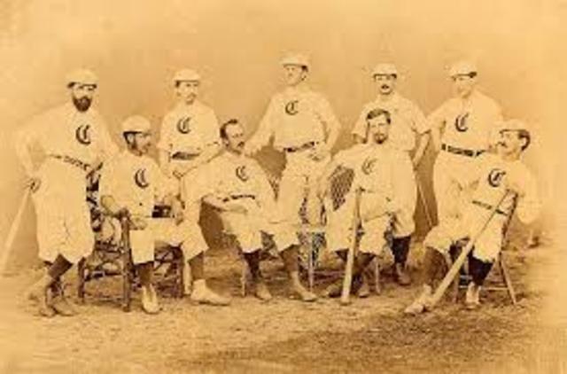 The Cincinnati Red Stockings become first professional baseball team