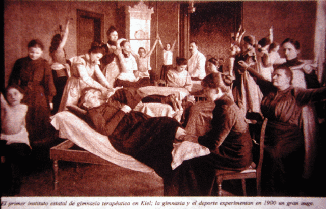 Se crea el primer centro de fisioterapia.