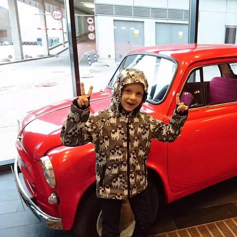 Sündis Väike Vend Kert