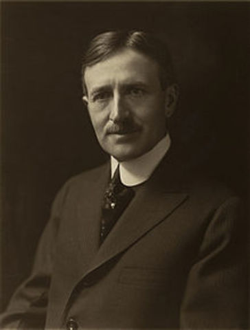 Harvey Firestone supplies tires for Henry Ford