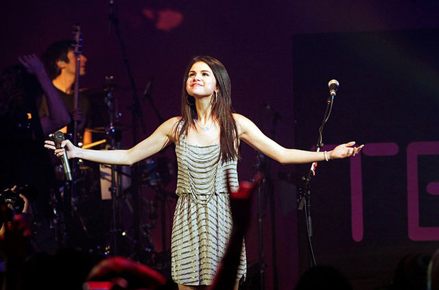 Selena with big anouncement