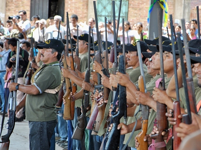Grupos de Auto defensa en Michoacán