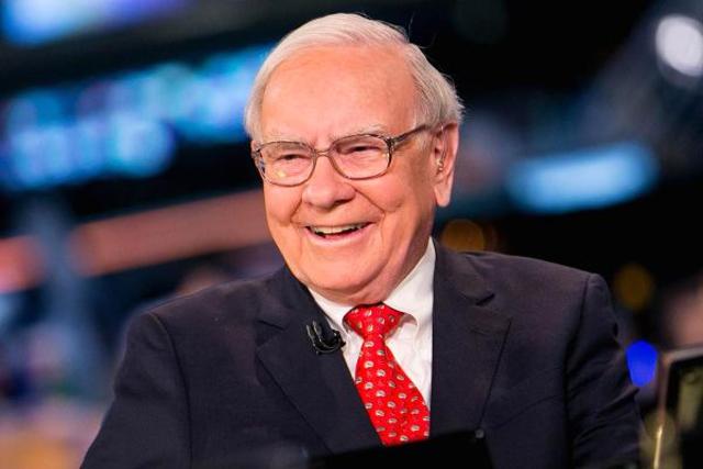 Buffett becomes chairmen and CEO of Berkshire