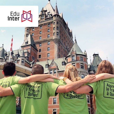 Se crea la oficina de Cursos por Correspondencia en Québec (Canadá)