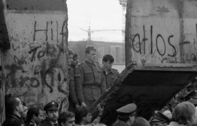 Fall og Berlin Wall