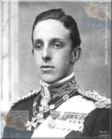 Proclamación Alfonso XIII.