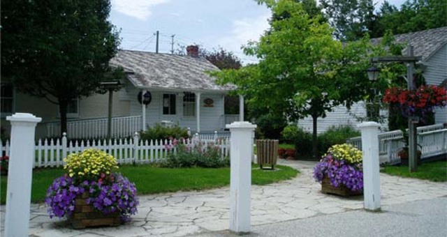 Bur-House Craft Gallery