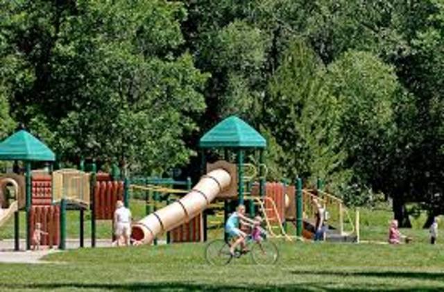 Meeting my cousins for the first time i most of them are close to mty age we went to parks and they had an indoor pool but i coudlnt swim