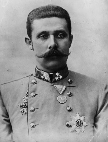Asesinato de archiduque Francisco Fernando y su esposa