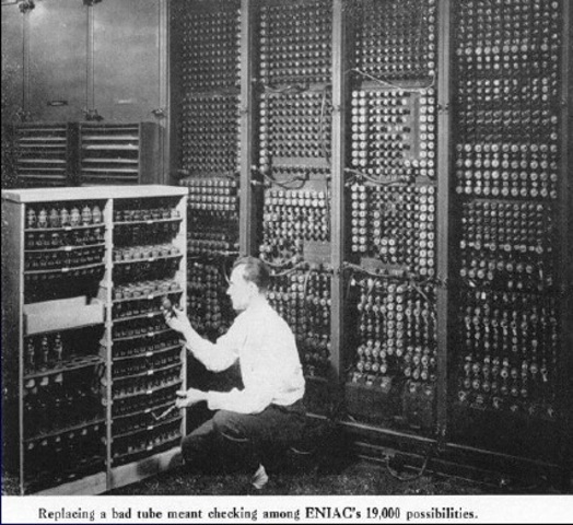 COMPUTADORA DE VALVULA DE VACIO 1937