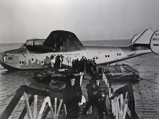 1939 First Commercial Flight