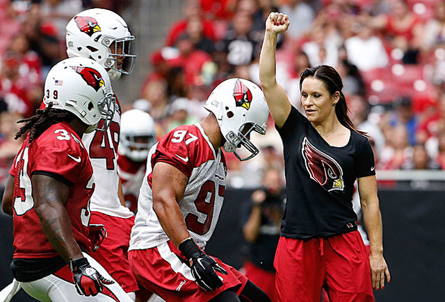 Jen Welter becomes first female NFL coach