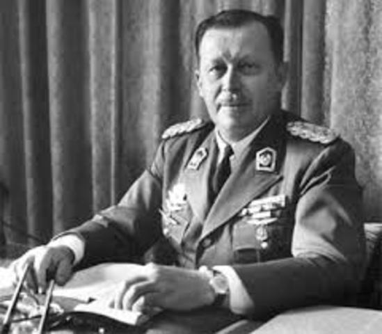 Alfredo Stroessner: