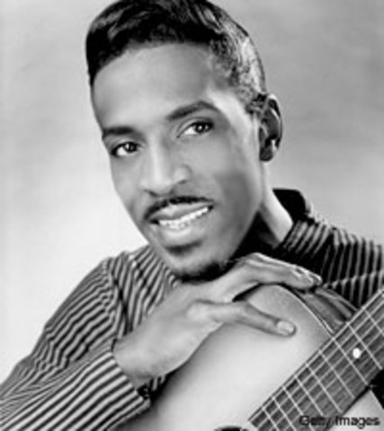 Ike Turner grava "Rocket 88"