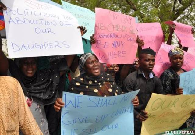 Los islamistas nigerianos de Boko Haram secuestran a 276 alumnas adolescentes de su escuela en Chibok