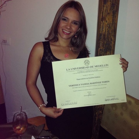 Especialista en lo que amo... Lo público