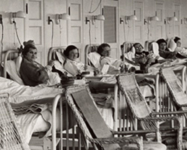 Primera vacuna para la tuberculosis.