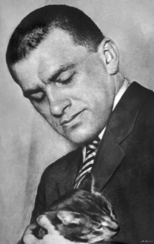 Ничто человеческое было В.Маяковскому не чуждо