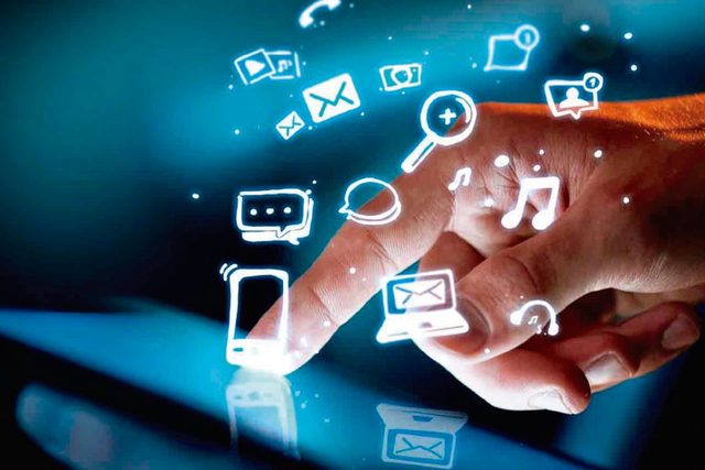 LA TECNOLOGIA NOS INVADIO