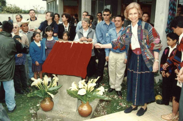 CONSTRUCCION DEL ITEK