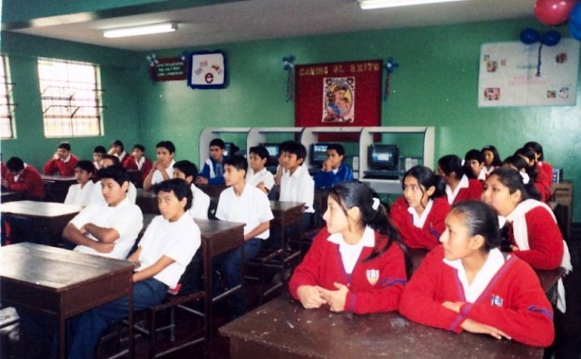 when I was seven years,I begin to study in the feliz of bedout moreno in my fhirst years,I inteligen a lot.