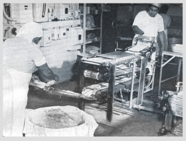 Se crea la tortilladora mecánica