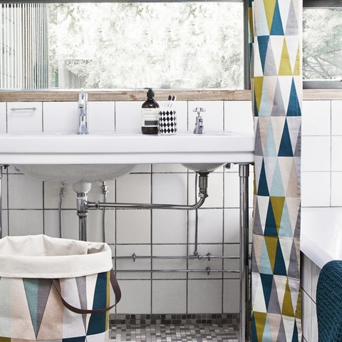 "Livet i badeværelset" af Klaus Rifbjerg