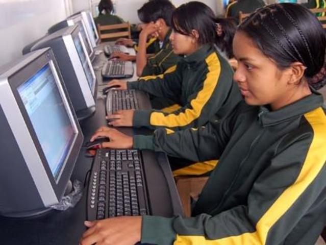 ESTACION ESPECIAL DE ACCESO A INTERNET