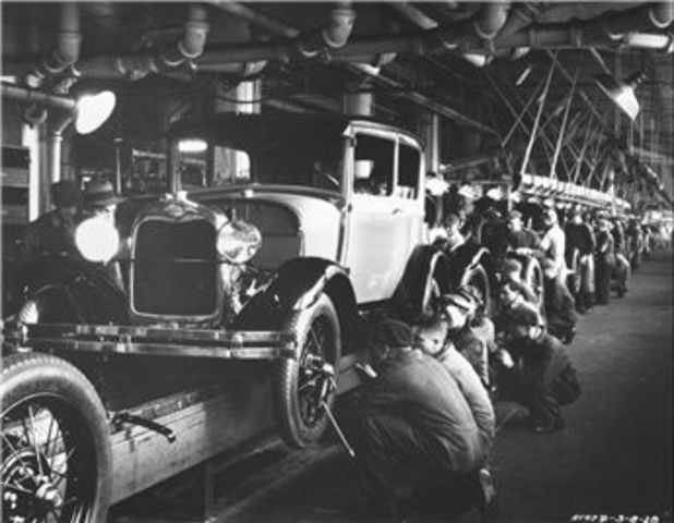 Henry Ford opens his assembly lines to African American workers