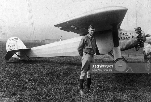 Charles Lindbergh crosses the Atlantic Ocean Solo