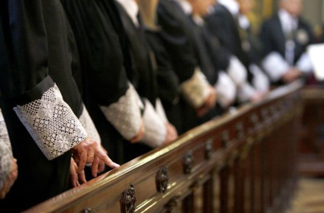 Decreto de reforma institucional