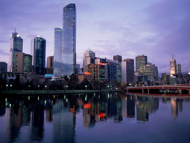Melbourne: 2001-2002