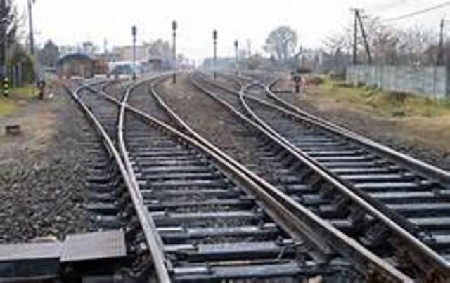 Creating First transcontinental railroad