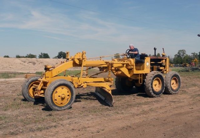 Cat no. 12 motor Grader